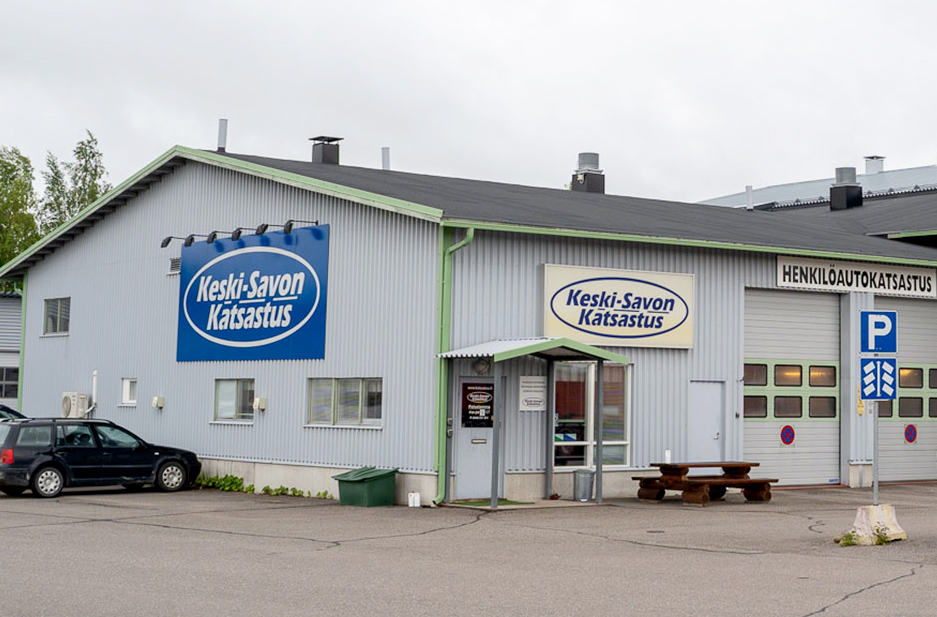 KeskiSavon Katsastus Katsastajasi